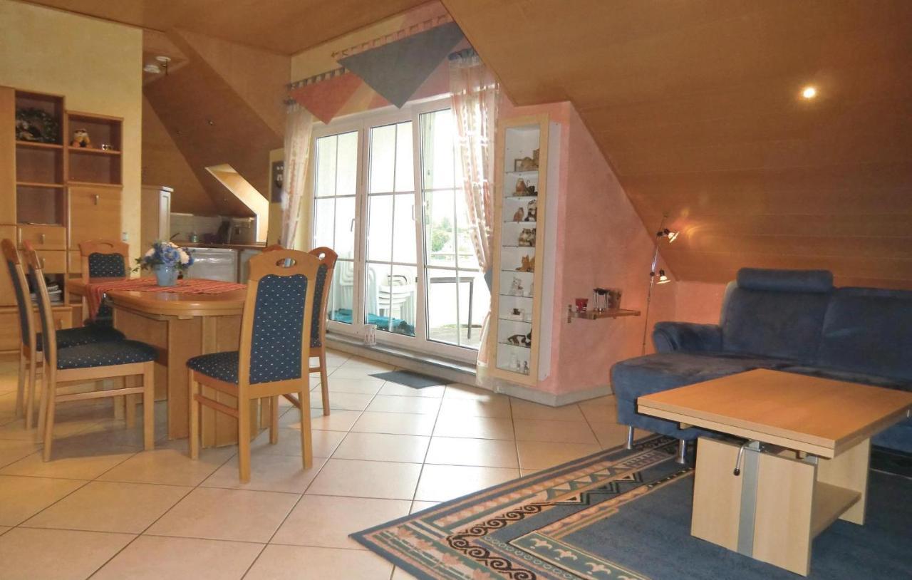 2 Bedroom Nice Apartment In Lissendorf エクステリア 写真